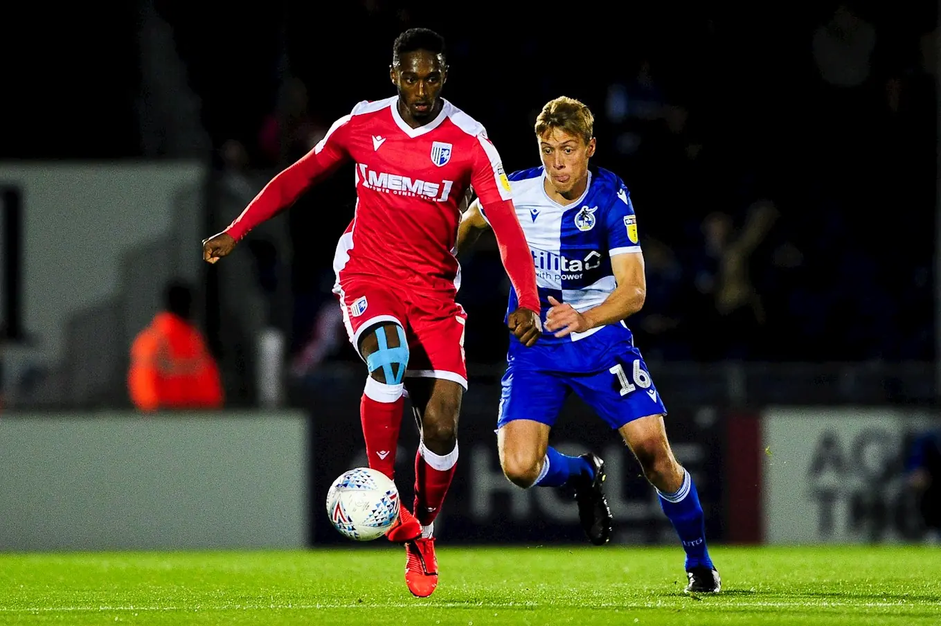 JMP_Bristol_Rovers_v_Gillingham_RH_084.JPG